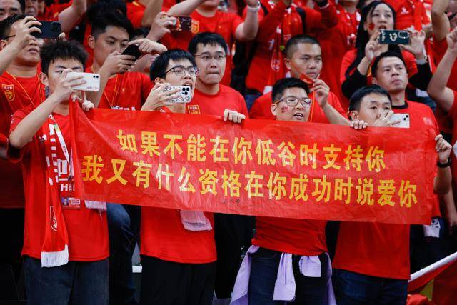 英超-哈弗茨破门马丁内利建功 阿森纳2-2维拉